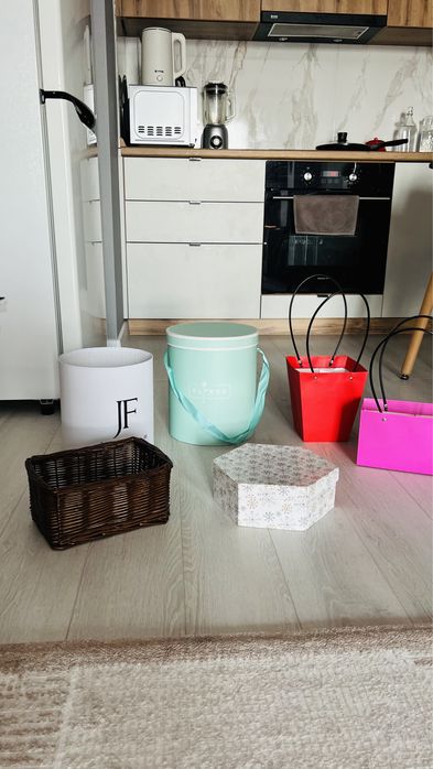 Коробочки разные