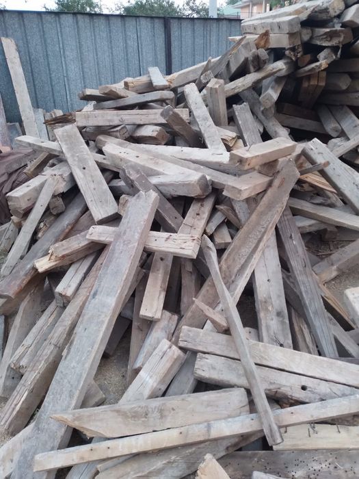 Ағаш сатам . Продам дрова