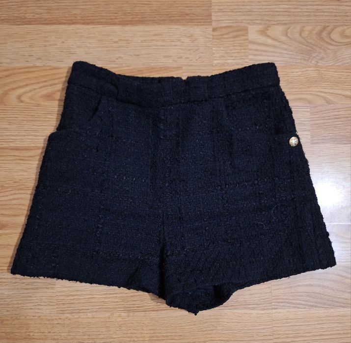 Къси панталони Zarа
Размер Хс но според мен е С
Цена 35лв