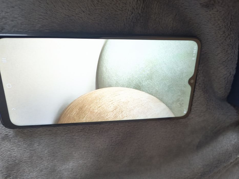 Samsung  galaxy A12 запазен
