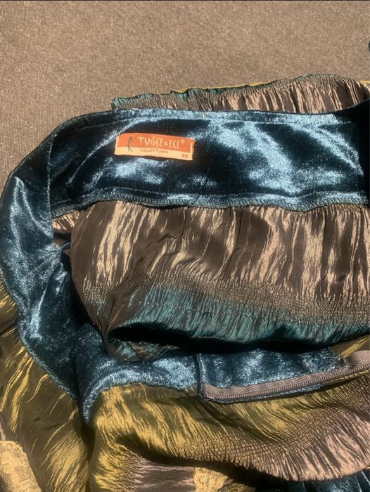 Fusta deosebita , turquoise, nr 38, matase , catifea, danta