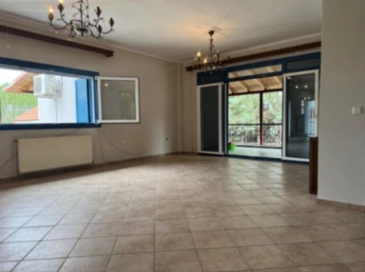 Уютна къща в село Ксифиани, Гърция  – тишина и природа