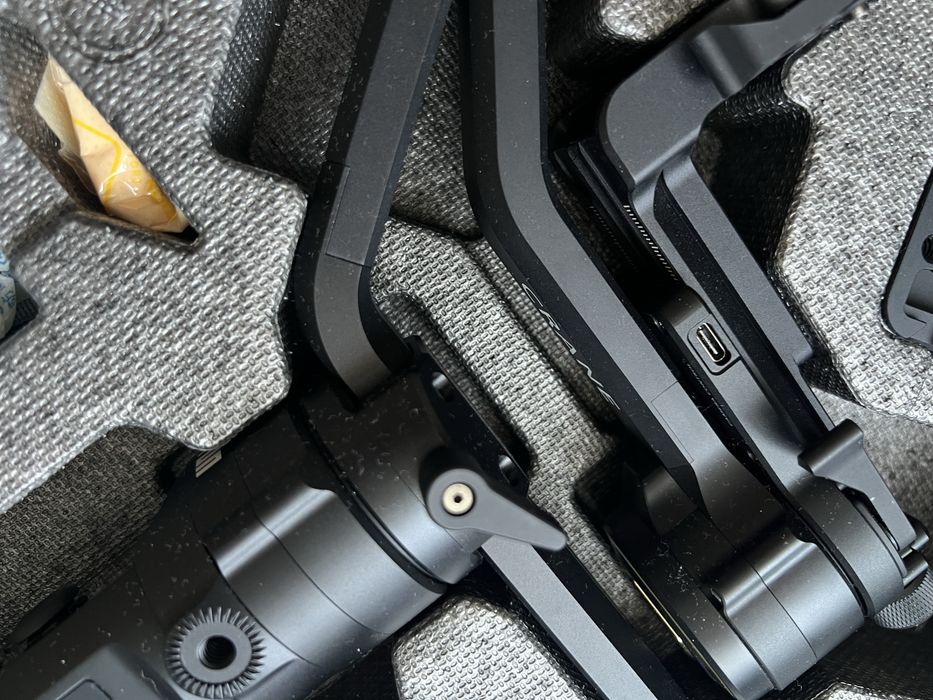 Zhiyun Crane 2S Combo Kit