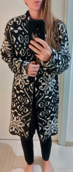 Cardigan pulover lung elegant cu paiete