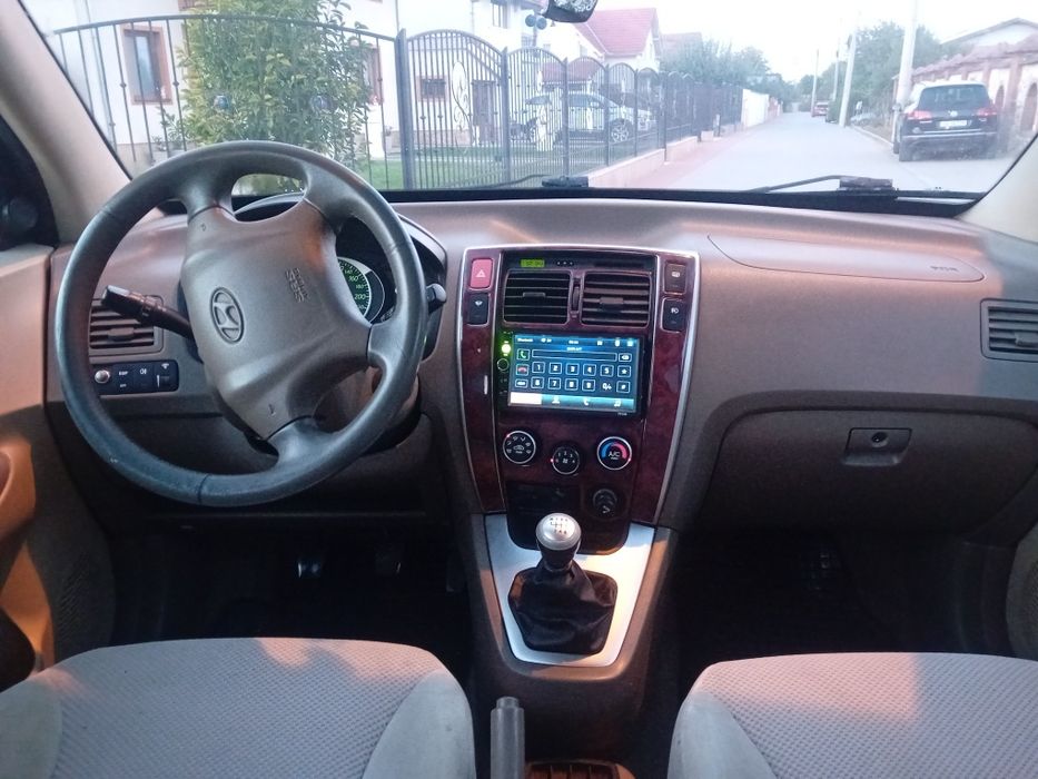 Vând Hyundai tucson an 2008