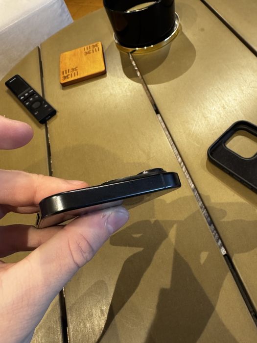 iPhone 16 Pro Black Titanium Factura Garantie 2027 100% Baterie