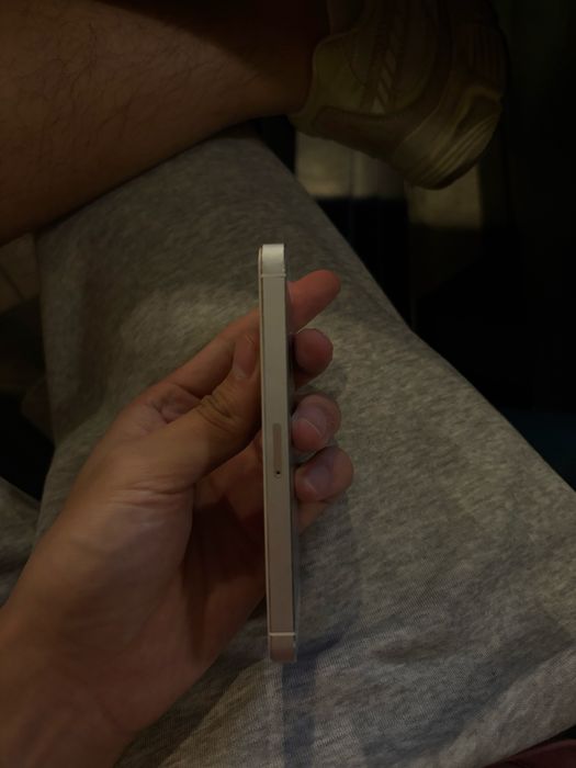 Iphone 5c в отличном состояние