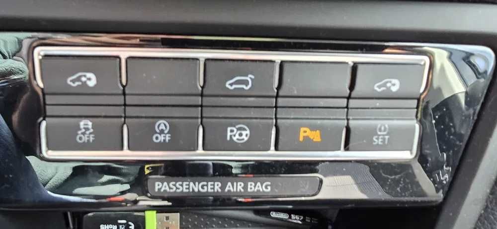 Volkswagen Sharan 2.0 minivan DSG 7 locuri 184 cp