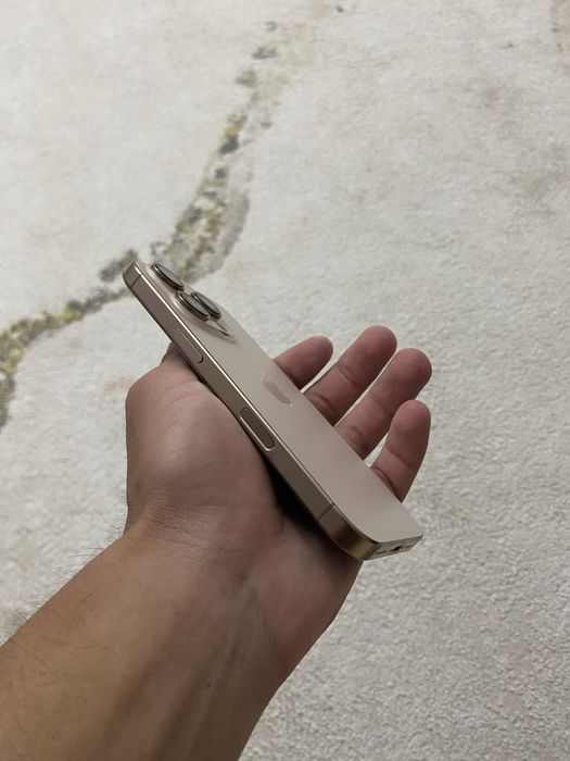 Продам Iphone 16 pro