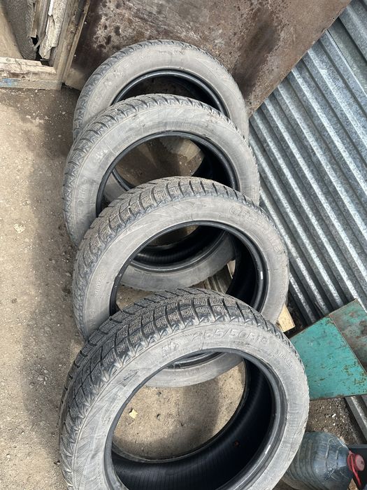 Продам шины зимние без шипов