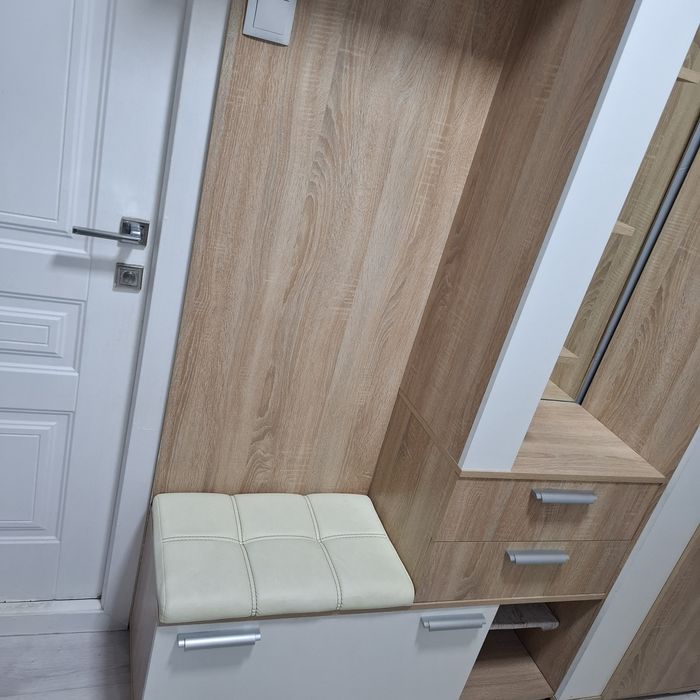 Прихожая  или шкаф