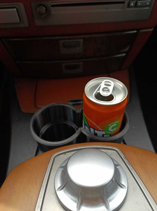 BMW E65 E66 E67 - аксесоари, поставки за чаши, къпхолдъри и др.