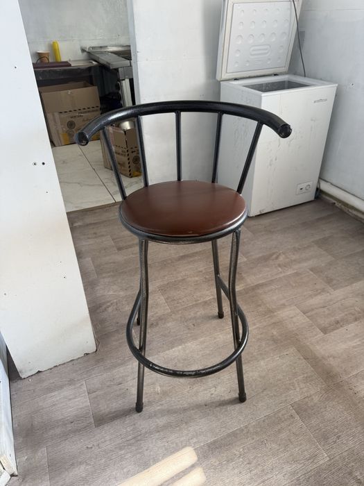 Продам барный стул