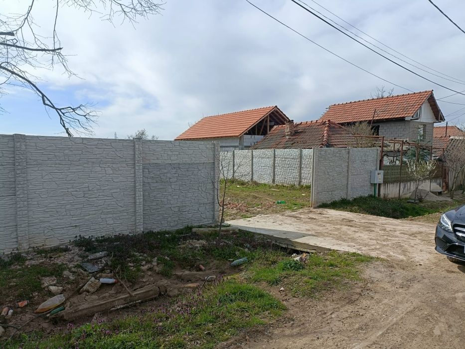 Teren de vânzare sau schimb cu garsoniera sau diverse