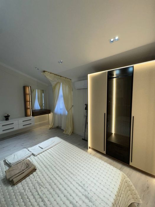 Продается квартира  Юнус-Абадский район Ц-2