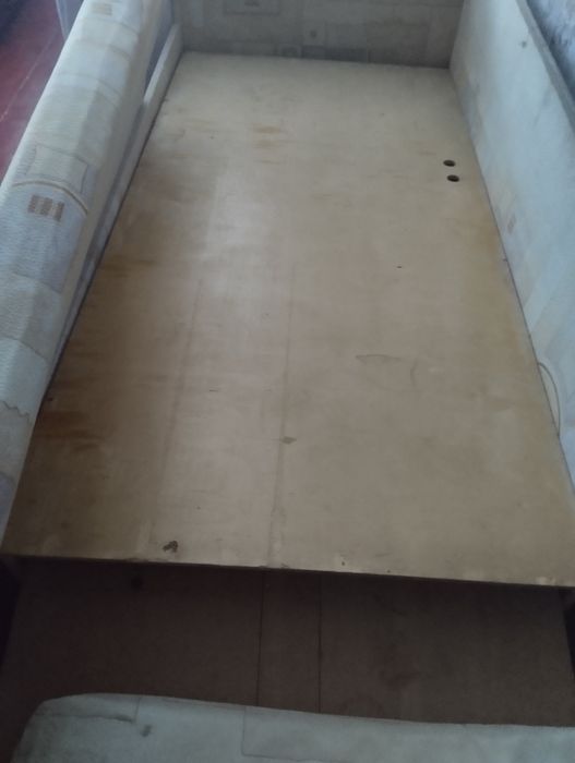 Кровать для подростка.