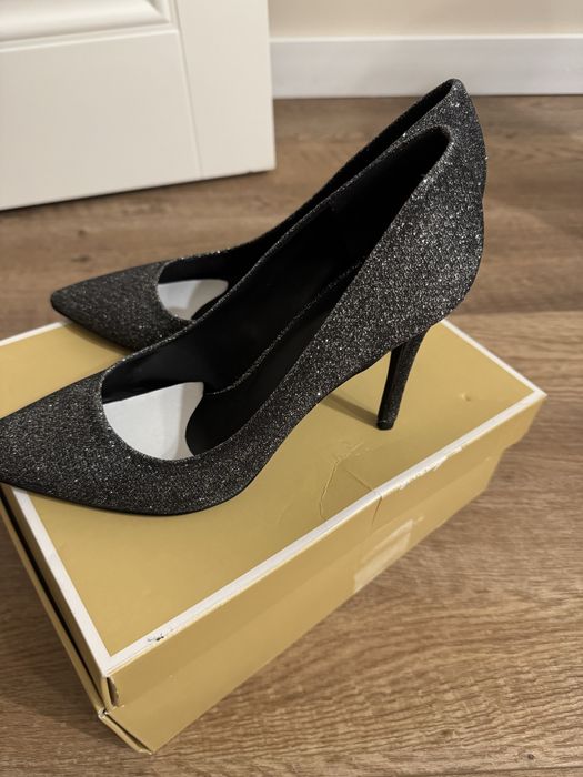 Туфли новые Майк корс