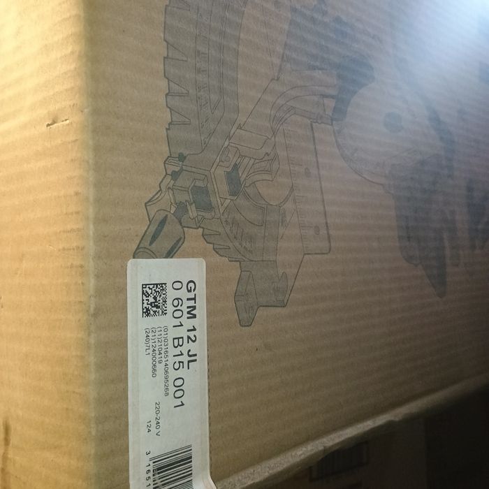 BOSCH GCM 245. Не различим от нов