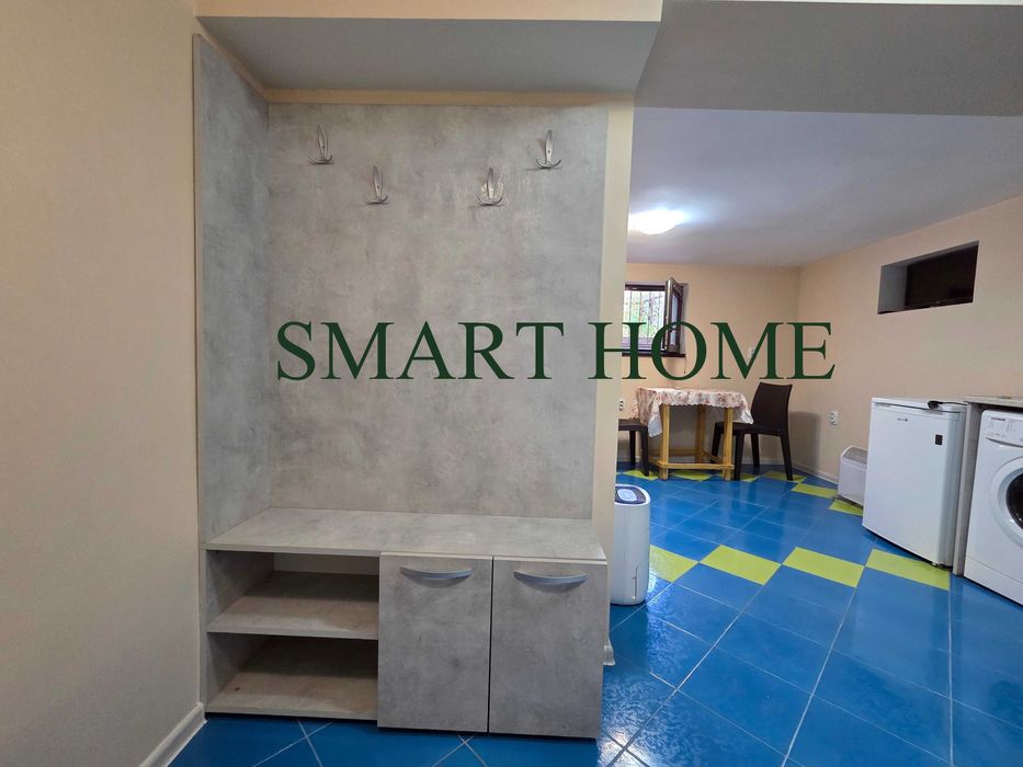 Дава се под наем Едностаен апартамент в Велико Търново, Център - 25 кв.м за 153 € - Снимка #2