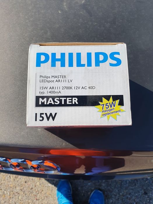 Димираща LED лампа Philips ar111 LED 15W 2700K