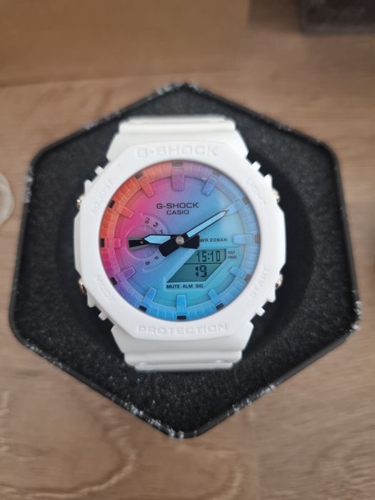 Casio G-Shock GA-2100 Custom White Rainbow