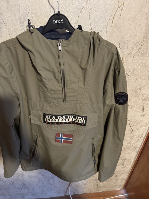 Ветровка Npapijri размер L