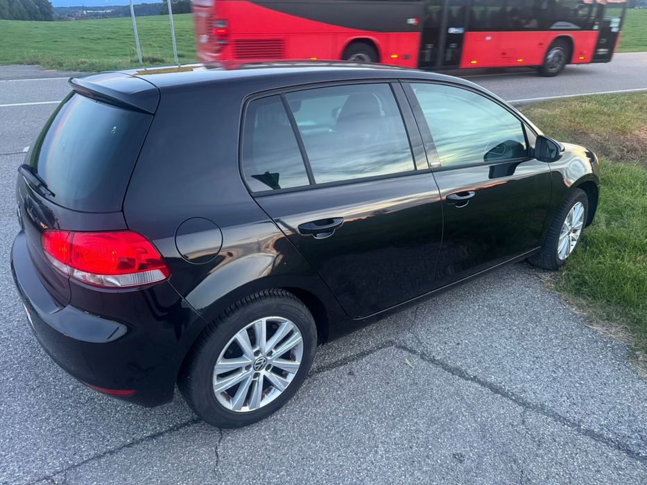 VOLKSWAGEN Golf 2012 — imagine 4