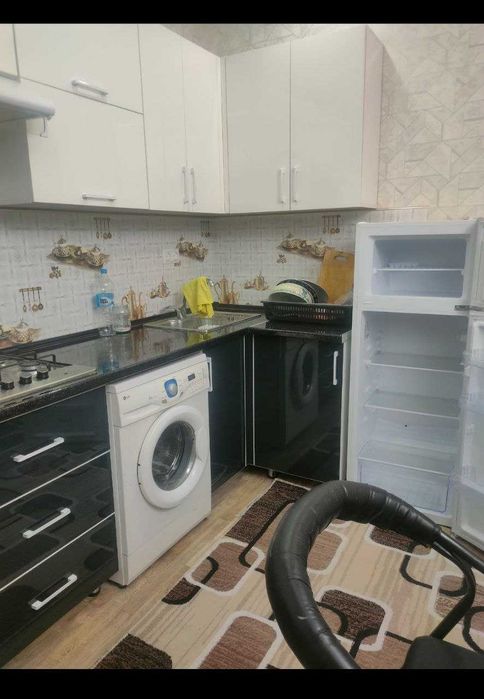 Продаётся 1х комн квартира на 4 этаже Ор-р Семург