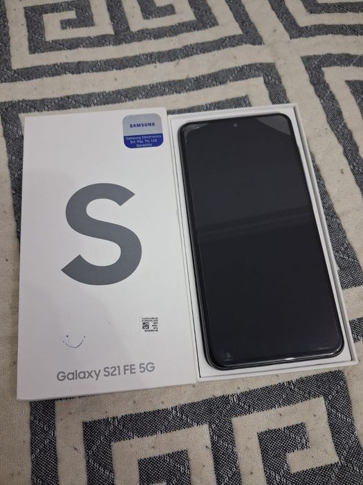 Samsung s21 fe .