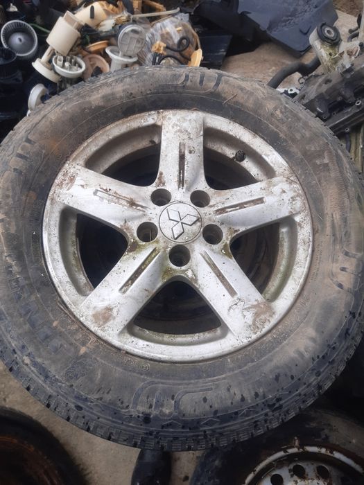 Jante Mitsubishi outlander  er 16
