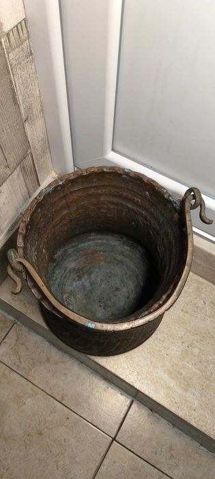 Голям меден съд за вода, от времето на Сефевидите, Персия, 18 век