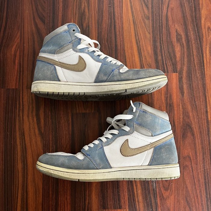Nike Air Jordan 1 Retro High OG „Hyper Royal” — 42.5 EU — Stare bună