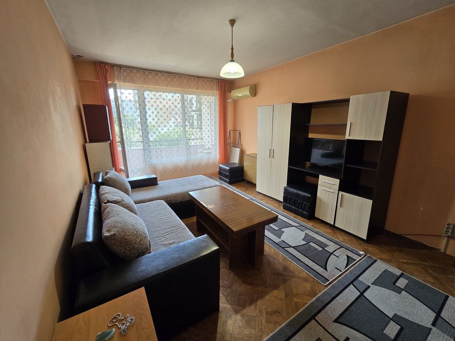 Продава се Двустаен апартамент в Казанлък - 74 кв.м за 958 €/кв.м - Снимка #1