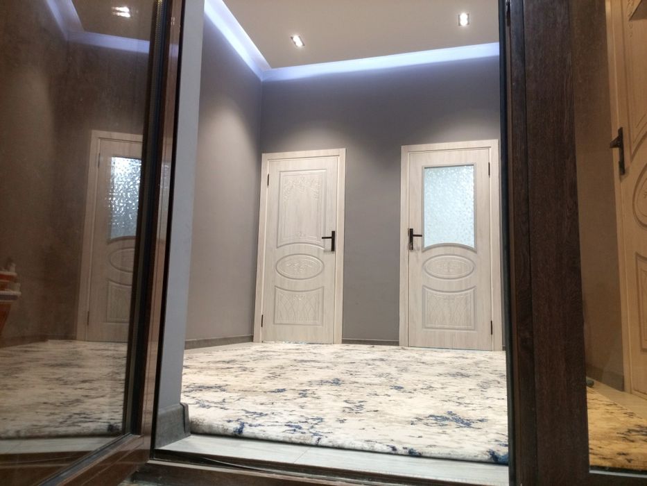 Toshmi postidan 5km kirganda hovli sotiladi