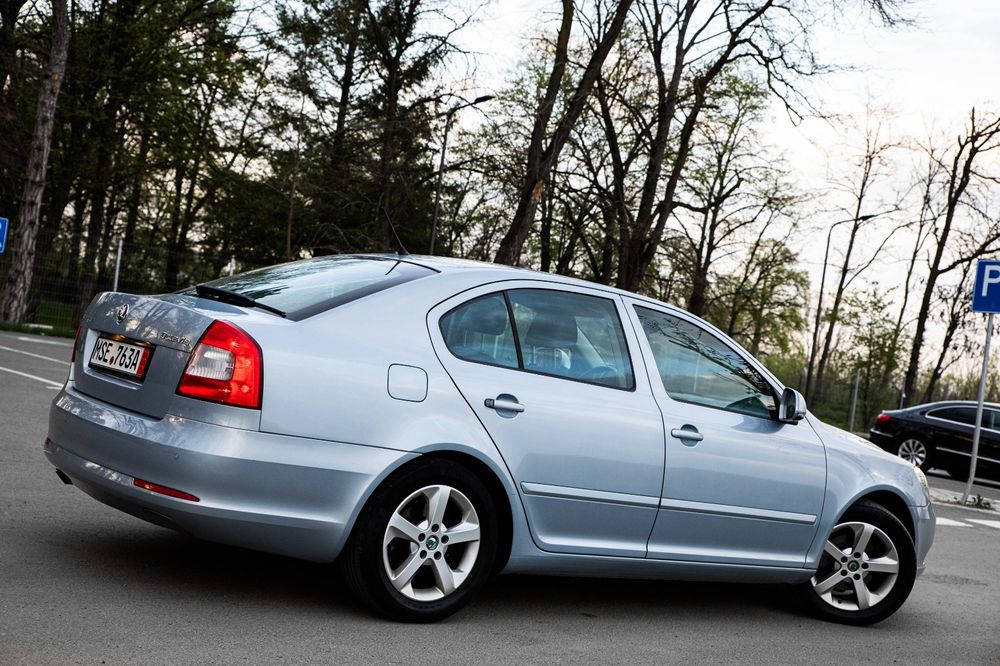 Skoda Octavia Limuzina 2011 / 1.4 Benzină 122 cai putere/ Euro5