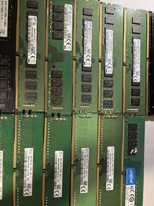 Memorii RAM 8GB DDR4 Diferite Frecvente 2133-2666 MHz