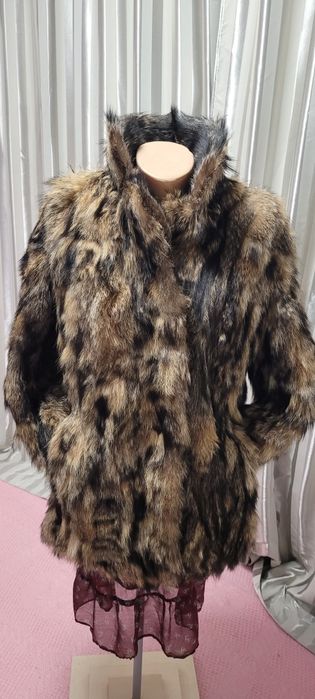 Haina blana enot scurta