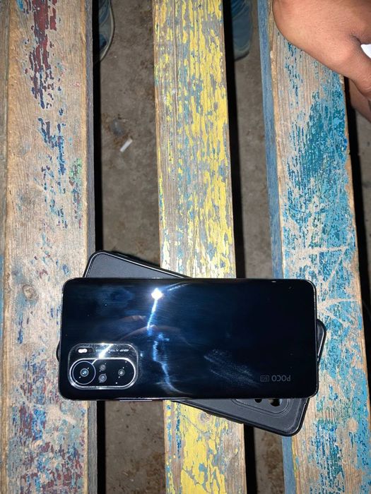 Poco f3 sotiladi holati zor