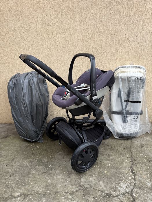 Vând cărucior Quinny Moodd 3 în 1 Scoica Maxi-Cosi