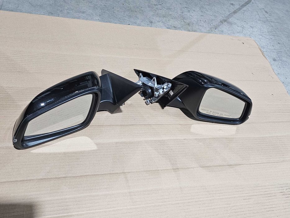 Огледала с камери за BMW F30