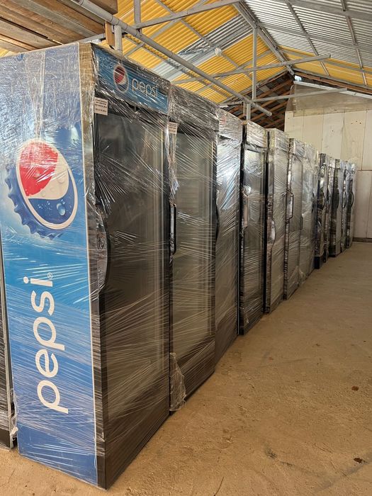 Vitrina frigorifica dubla pentru sucuri/alimente