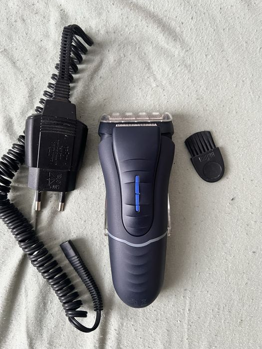 Aparat ras Braun 130s-1