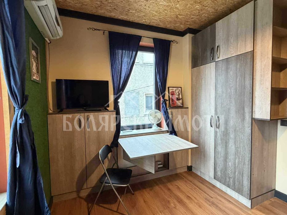 Дава се под наем Едностаен апартамент в Велико Търново, Акация - 30 кв.м за 240 € - Снимка #3