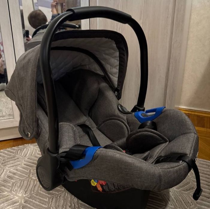 Продаётся автолюлька