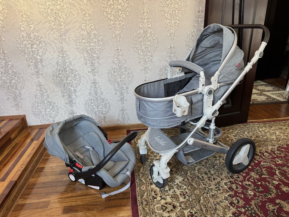 Продаётся автокресло 2 в 1 с коляской пользовались 2 раза совсем новая