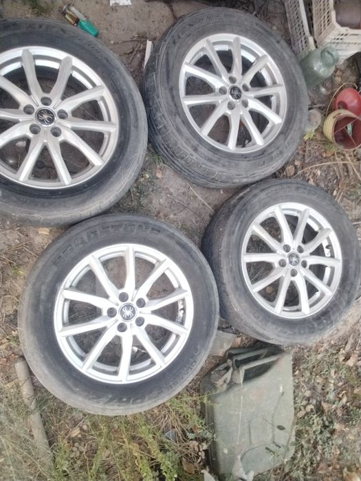 Диски  16 размер Тайота Авенсис