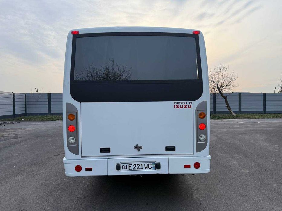 ISUZU SAZ HC40 автобус