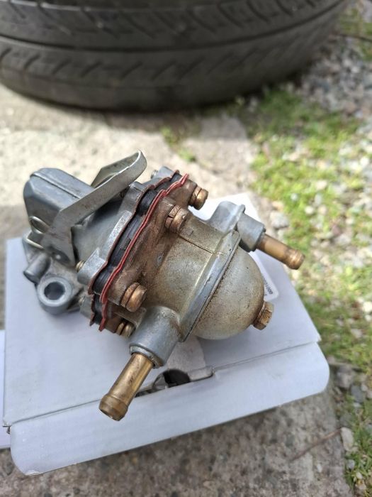 Бензинова помпа Лада