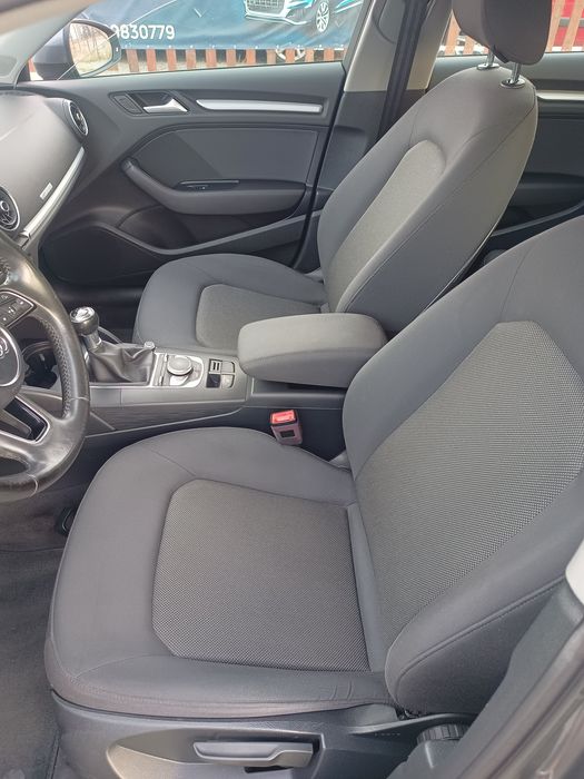 AUDI A3 1.6 TDI Matrix