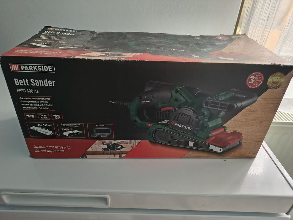 Șlefuitoare cu banda Parkside 600w